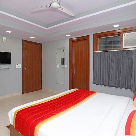 Capital O Aashiyana Paradise Near Omaxe Gurgaon Mall Hotel Екстериор снимка