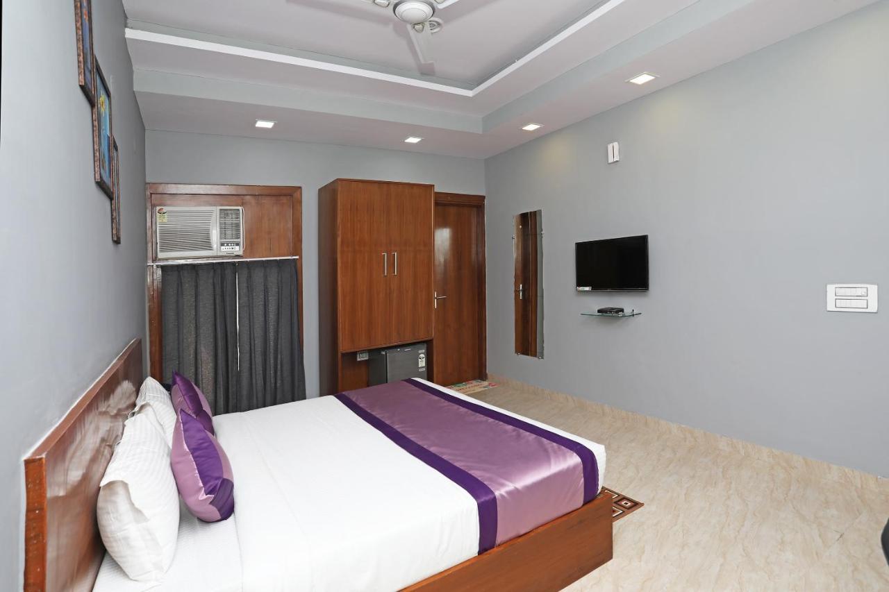 Capital O Aashiyana Paradise Near Omaxe Gurgaon Mall Hotel Екстериор снимка