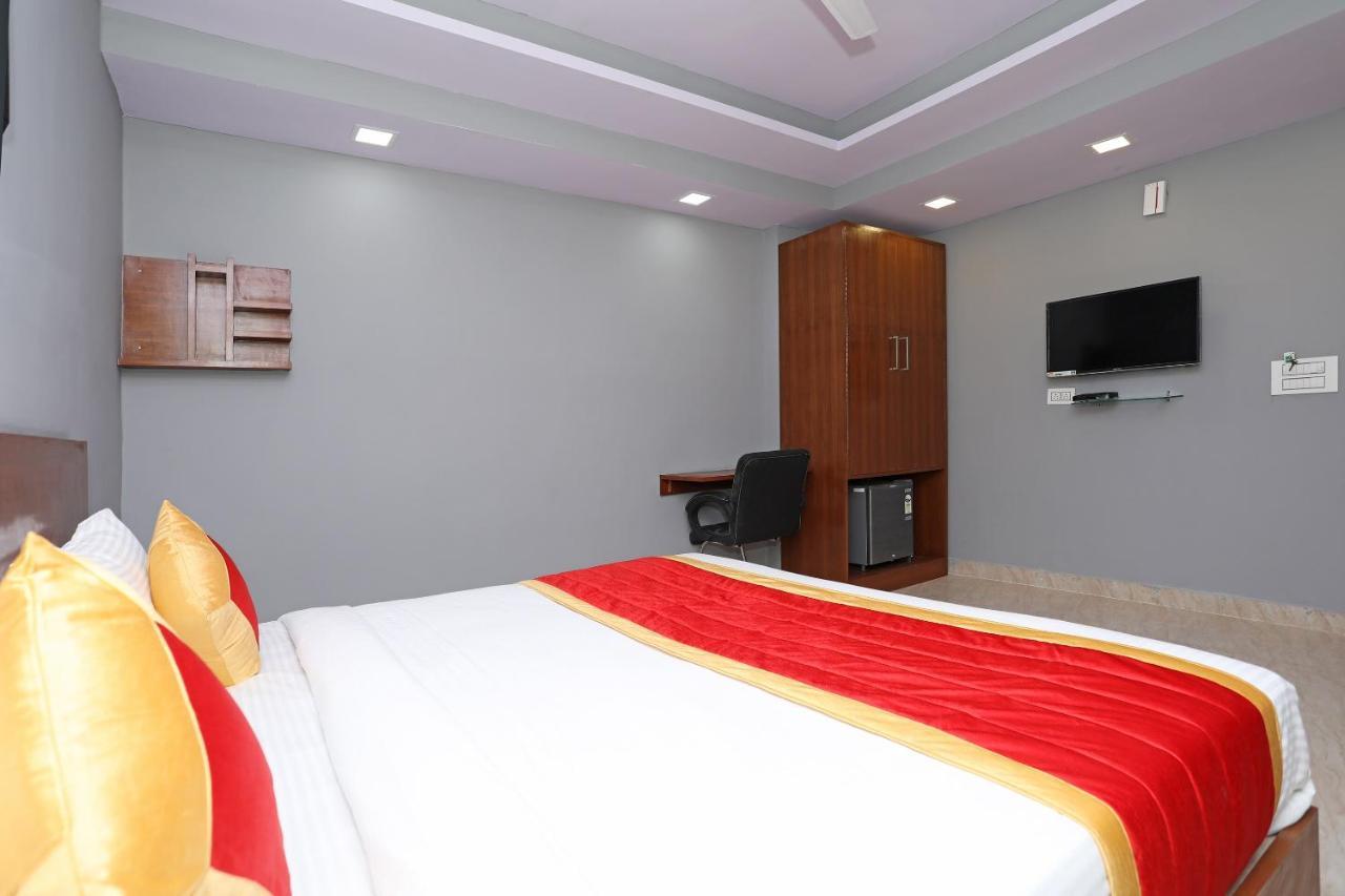 Capital O Aashiyana Paradise Near Omaxe Gurgaon Mall Hotel Екстериор снимка