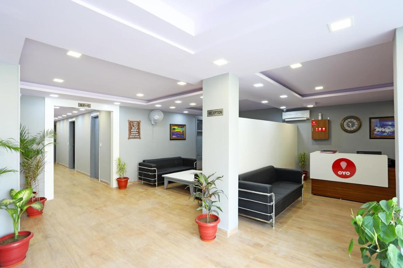 Capital O Aashiyana Paradise Near Omaxe Gurgaon Mall Hotel Екстериор снимка