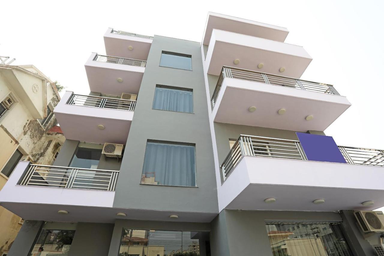 Capital O Aashiyana Paradise Near Omaxe Gurgaon Mall Hotel Екстериор снимка