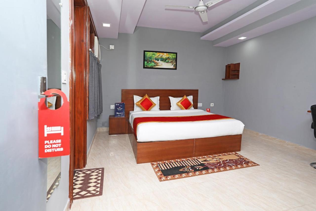 Capital O Aashiyana Paradise Near Omaxe Gurgaon Mall Hotel Екстериор снимка