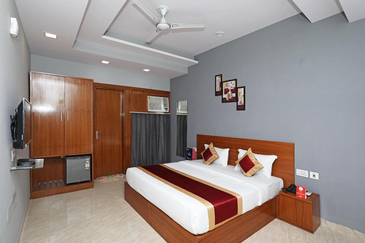 Capital O Aashiyana Paradise Near Omaxe Gurgaon Mall Hotel Екстериор снимка
